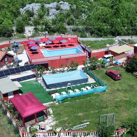 Red Apartman Требинє Екстер'єр фото