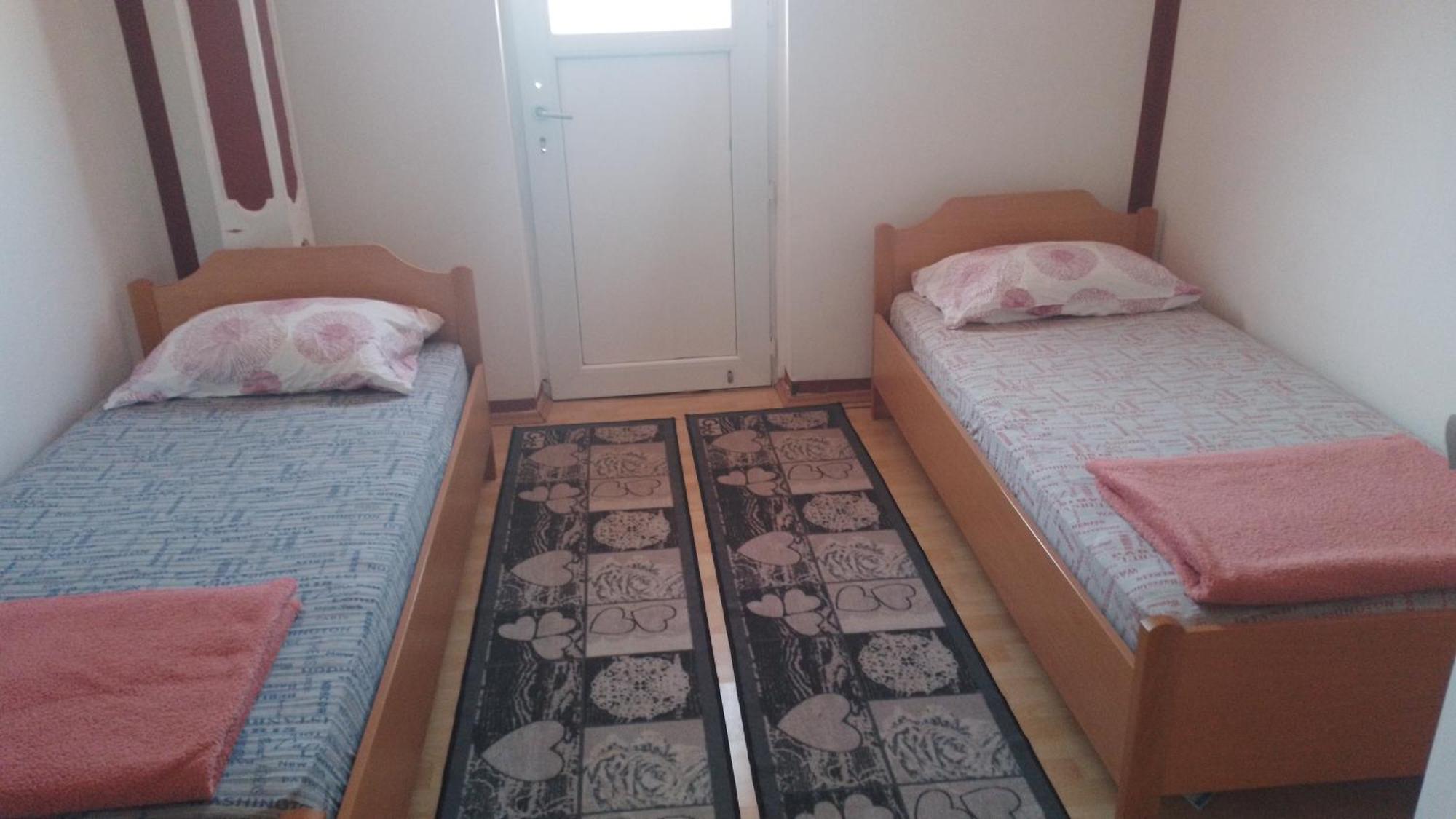 Red Apartman Требинє Екстер'єр фото