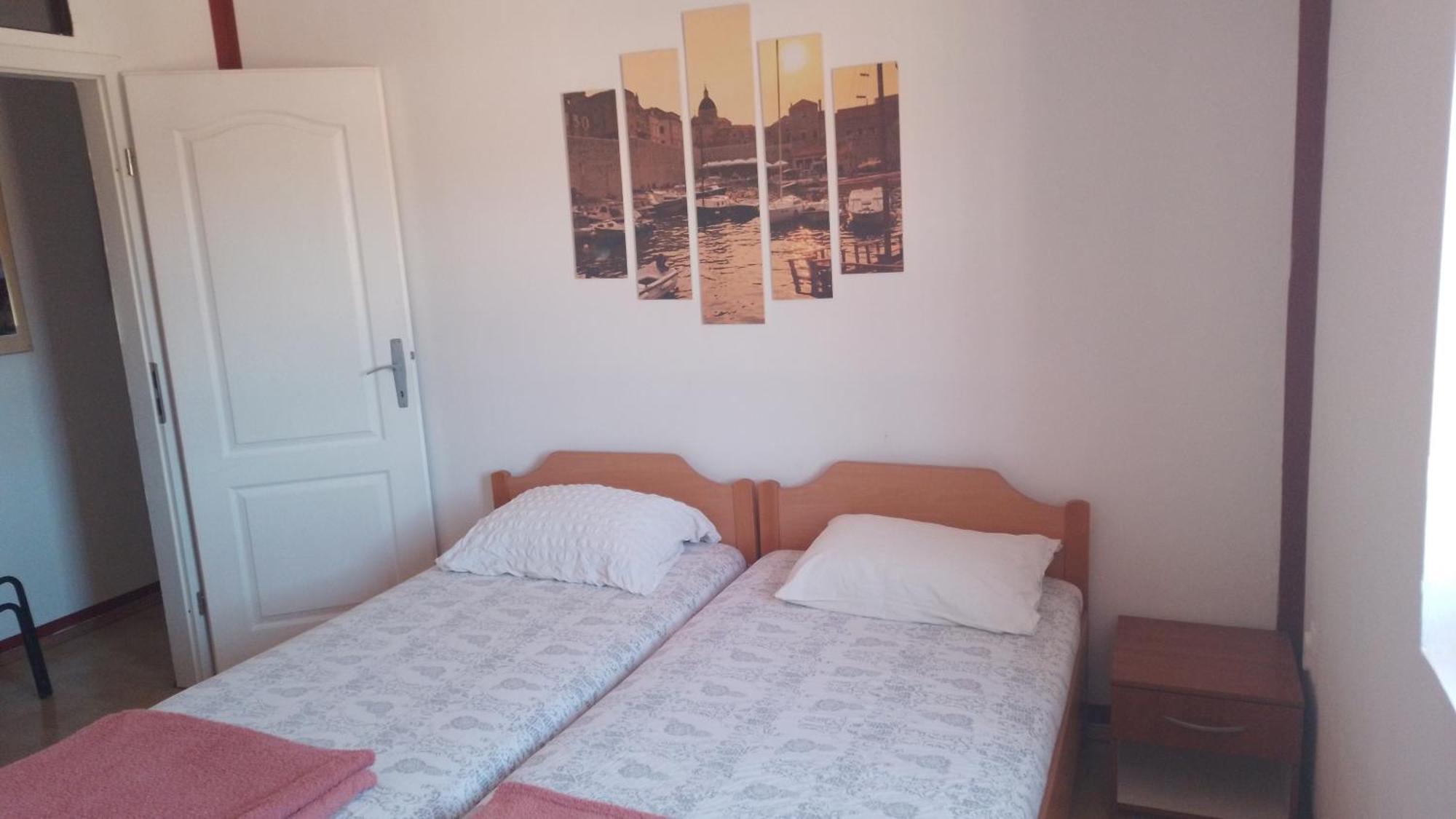 Red Apartman Требинє Екстер'єр фото